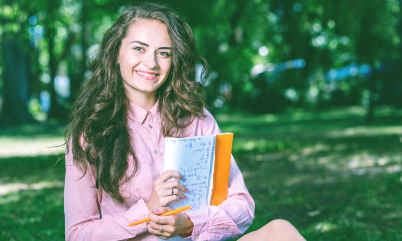 Environnement de travail structuré pour analyses financières précises